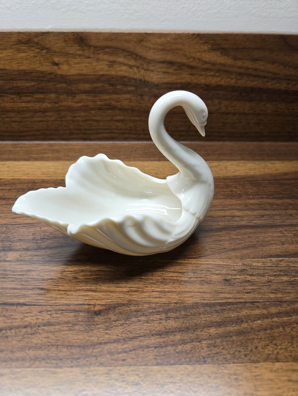 Vintage Lenox Porcelain Swan Trinket/ Ring Dish - Picture 6 of 6